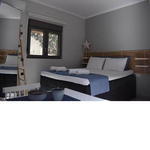 Antigonis Garden House