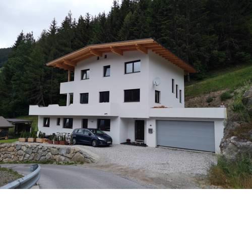 Apart Bergauf