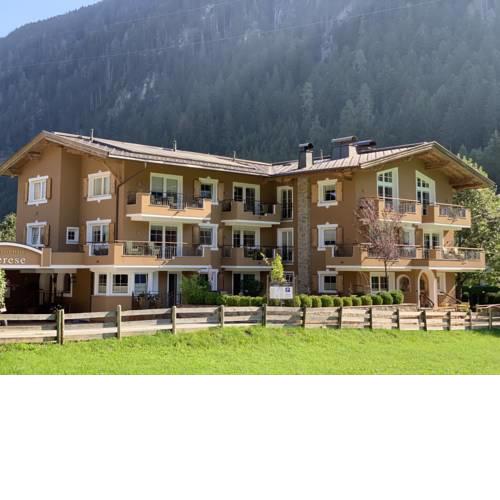 Apart Hotel Therese