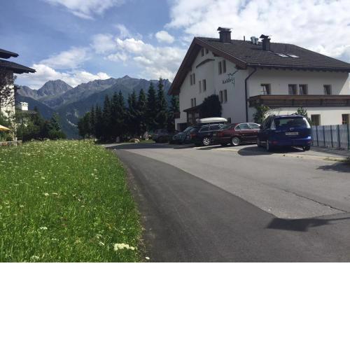 Apart Kolibri