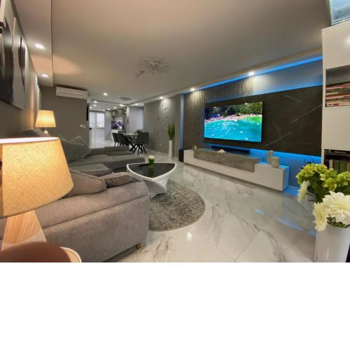 Apart72 - Modern and Cosy