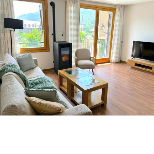 Apartament al centre d'Esterri amb vistes úniques