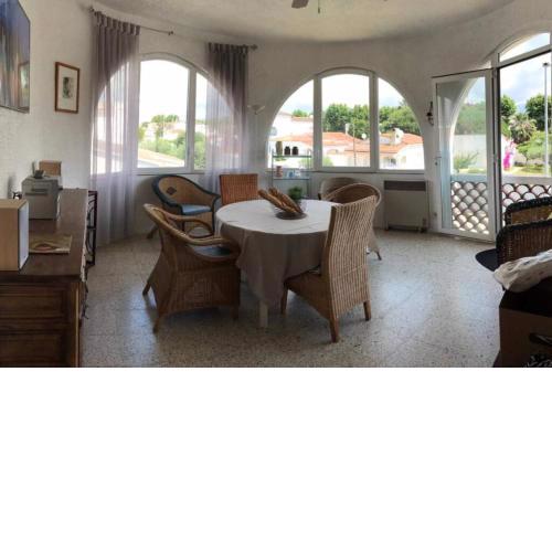 Apartament al centre Empuriabrava amb pàrquing A1