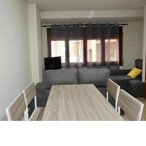 APARTAMENT Encantador al Centre de Vic APTGARBI