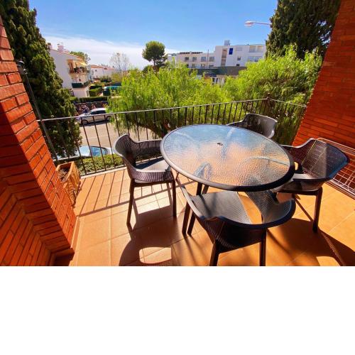 Apartament gran amb pàrquing a 5 min del centre
