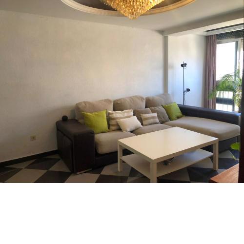 APARTAMENTO A 200 M DE LA PLAYA