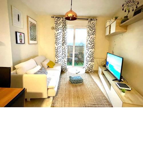 Apartamento a 50 m de Playa-Jardín. Boiro