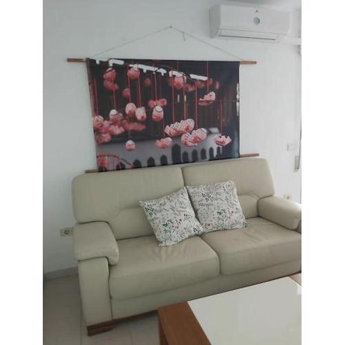 Apartamento a 50 metros del mar con párking