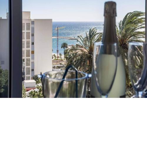Apartamento acogedor, terraza, piscina y mar