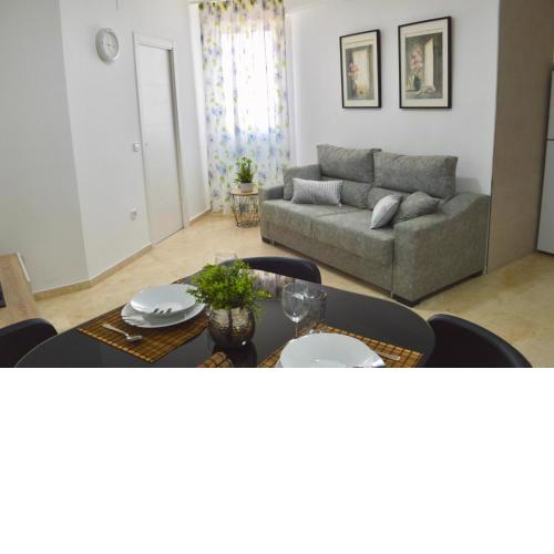 Apartamento Adriana. Céntrico, a 50m de la playa.