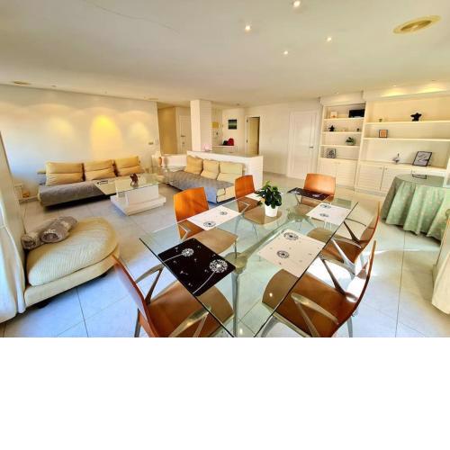 Apartamento Blanco en Santa Pola
