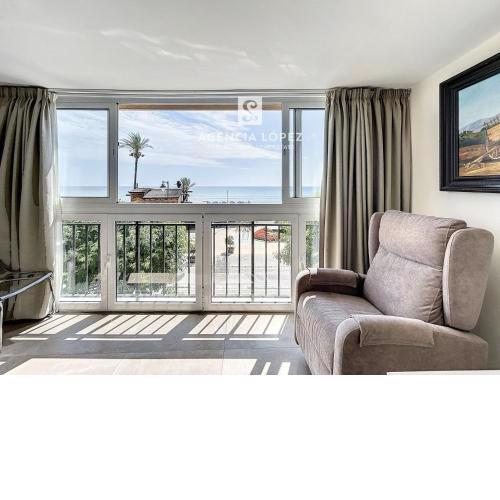 Apartamento boulevar en 1ª línea de playa