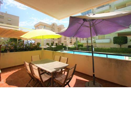 Apartamento CasaTuris en Los Arenales del Sol con terraza y piscina AR102