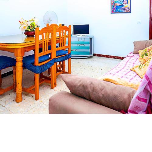 Apartamento céntrico solo familias y parejas Conil