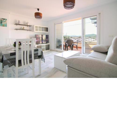 APARTAMENTO CON AMPLIA TERRAZA Y PISCINA - BAHÍA
