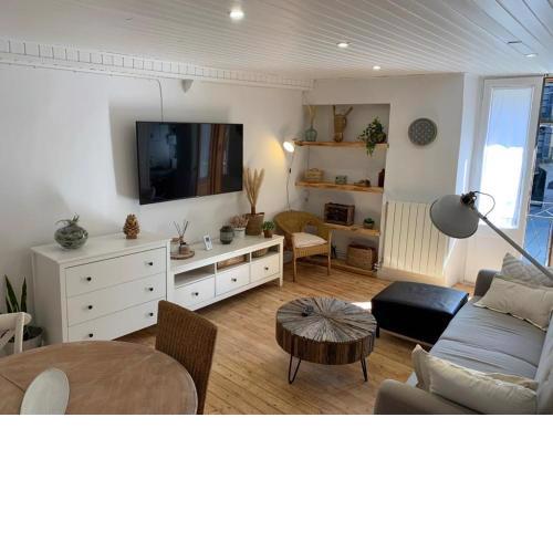 APARTAMENTO CON ENCANTO TÍPICO CERETÀ Centro
