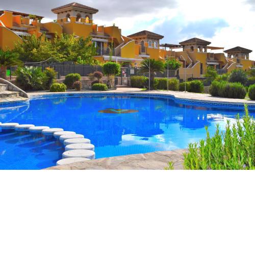 Apartamento con hermoso jardín y AC