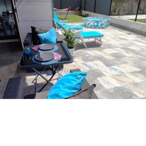 apartamento con jardín privado a 300 metros de la playa