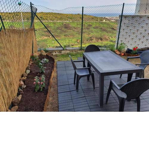 Apartamento con jardin