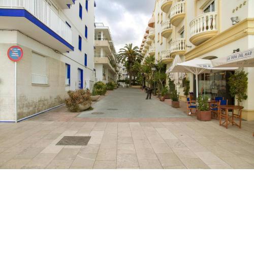 APARTAMENTO CON OFICINA Y VISTAS AL MAR