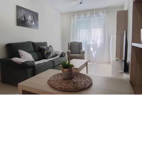Apartamento con piscina cerca de la playa