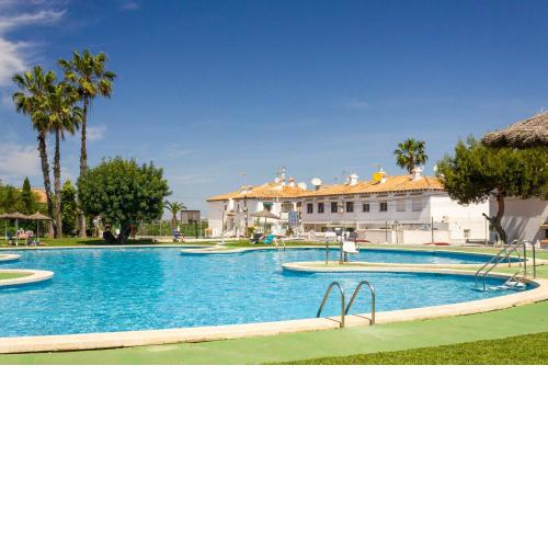 Apartamento con piscina cerca del mar rf28