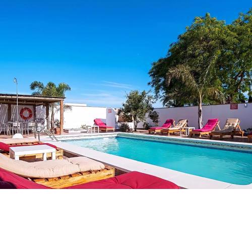 Apartamento con piscina compartida B