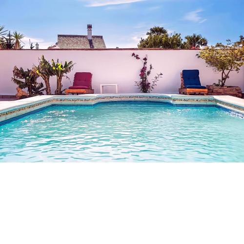 Apartamento con piscina compartida