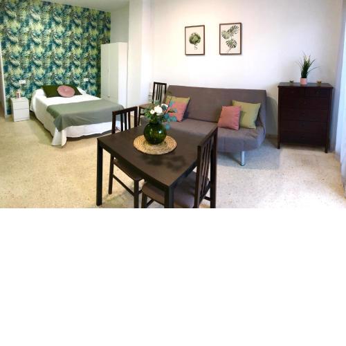 Apartamento con piscina en Ciudad Jardín