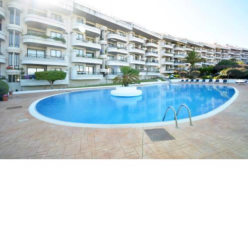 Apartamento con piscina en Pedras Negras
