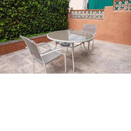 Apartamento con piscina terraza y pista de tenis