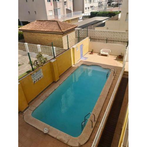 Apartamento con piscina