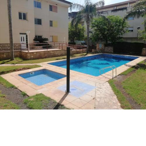 Apartamento con piscina