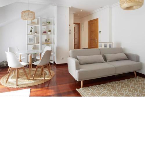 Apartamento con terraza a un paso de la playa