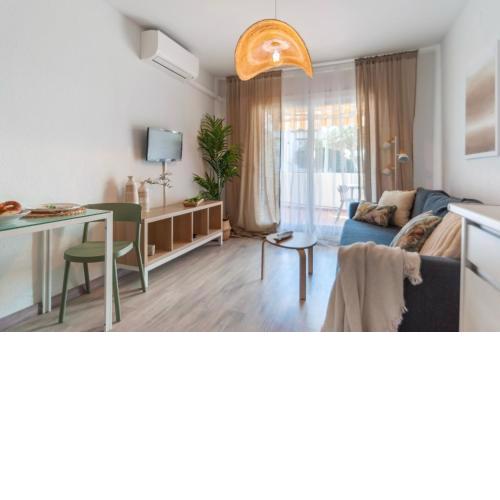 Apartamento con terraza cerca de la playa by InsideHome