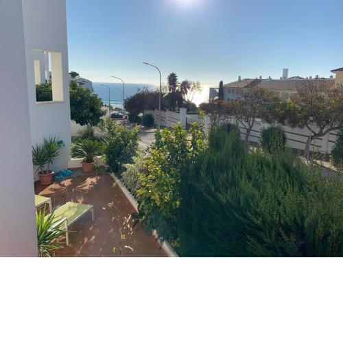 Apartamento con terraza en primera línea de playa