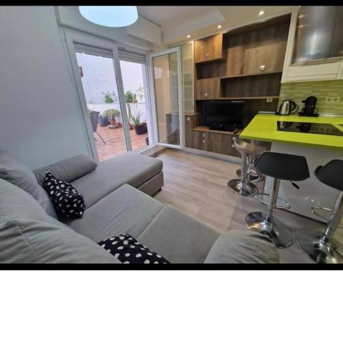 Apartamento con terraza