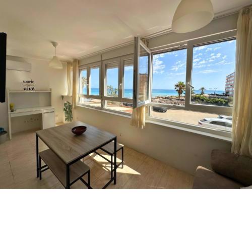 Apartamento con Vistas al Mar en Cabo Cervera