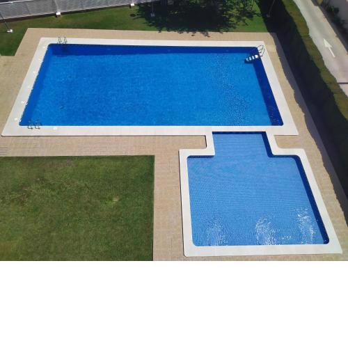 Apartamento con vistas al mar y buena ubicación