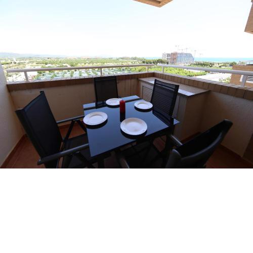 Apartamento con vistas al mar y montaña