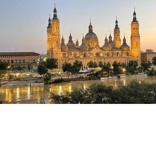 Apartamento Con Vistas Al Pilar con Aparcamiento privado