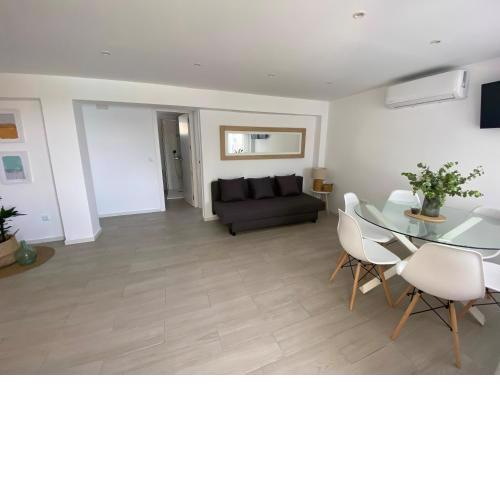 Apartamento Costa con encanto y vistas al mar