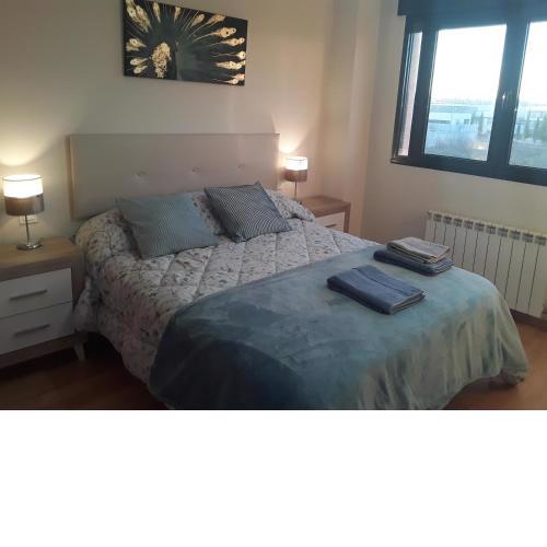 Apartamento de 6 personas con WIFI Y GARAJE INCLUIDO