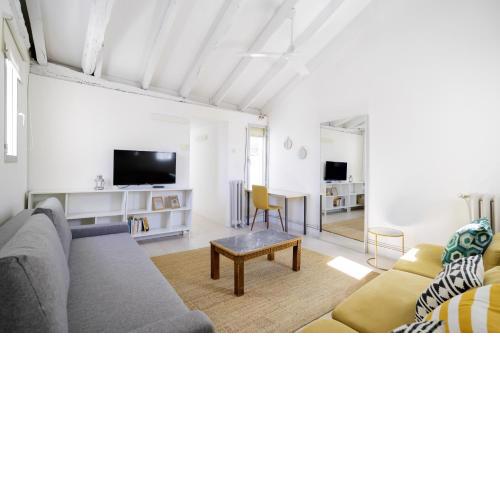 apartamento de diseño en plaza de lavapies