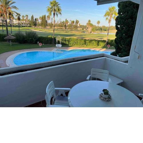 Apartamento de dos habitaciones al lado de la playa
