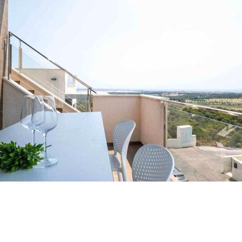 Apartamento de lujo con jacuzzi cerca de golf rf31