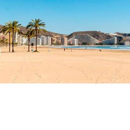 Apartamento de lujo en Cullera con Aire Acondicionado y posibilidad de Parking