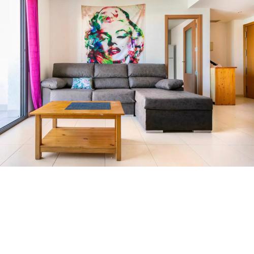 Apartamento de tres habitaciones en Playa de Embossa
