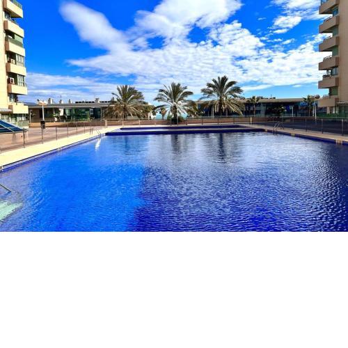 Apartamento dos habitaciones primera línea de playa