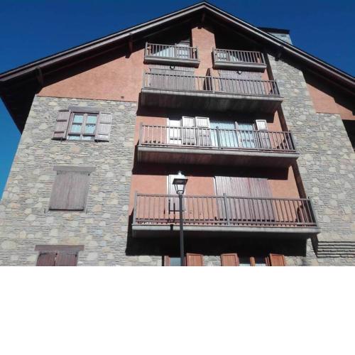 Apartamento Duplex Esterri ideal para familias